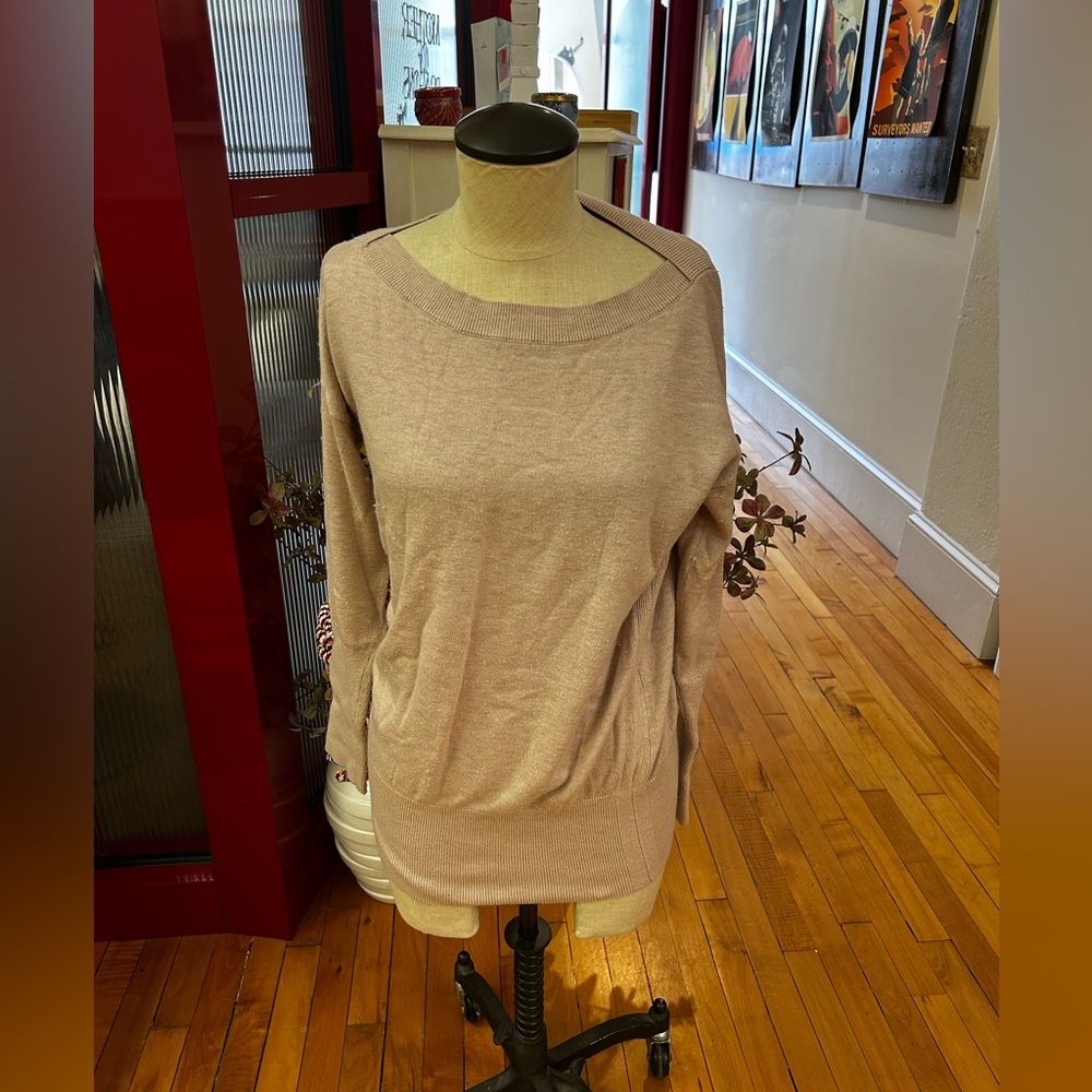 White House Black Market Light Pink Sweater